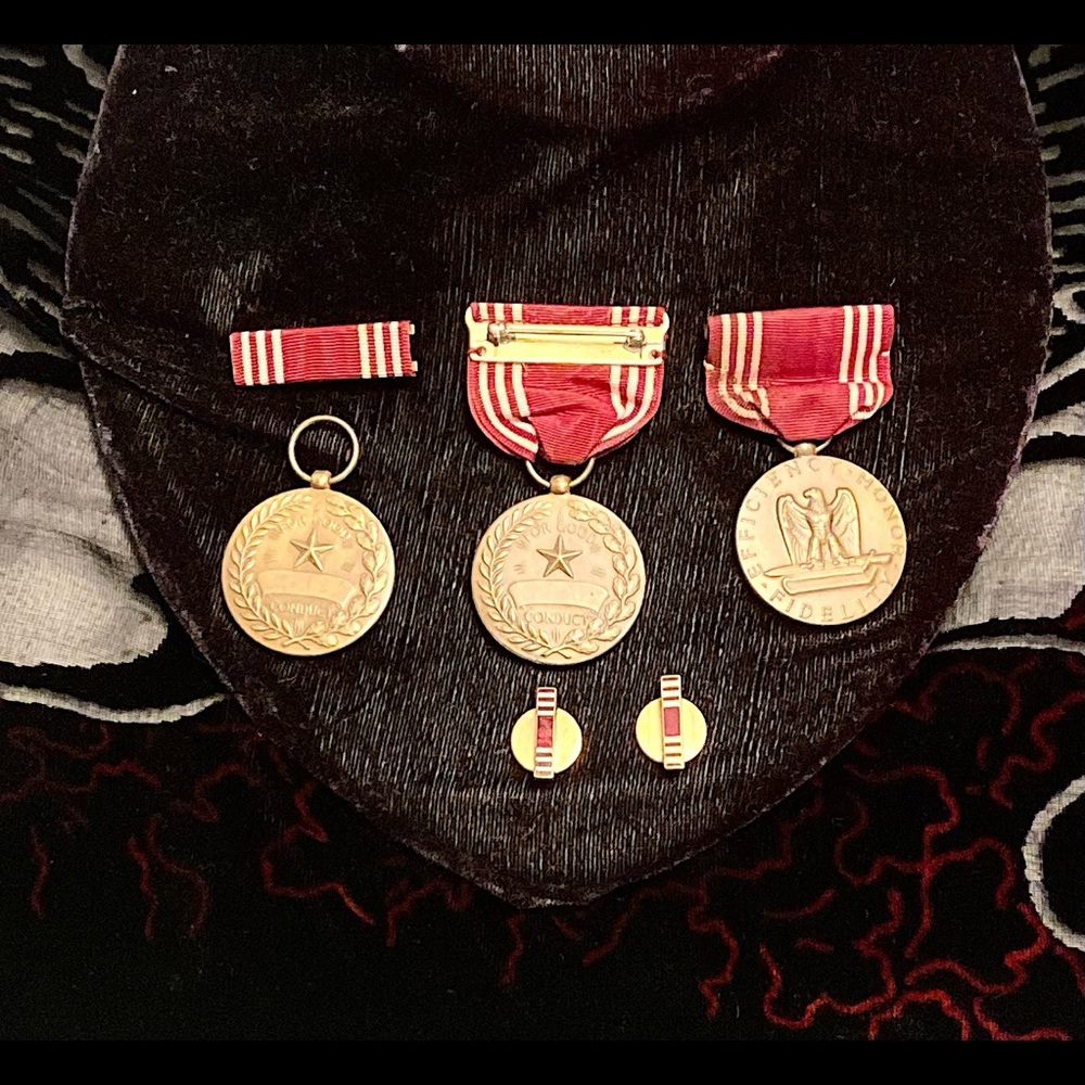 WW2 US Engraved Army Good Conduct Lot